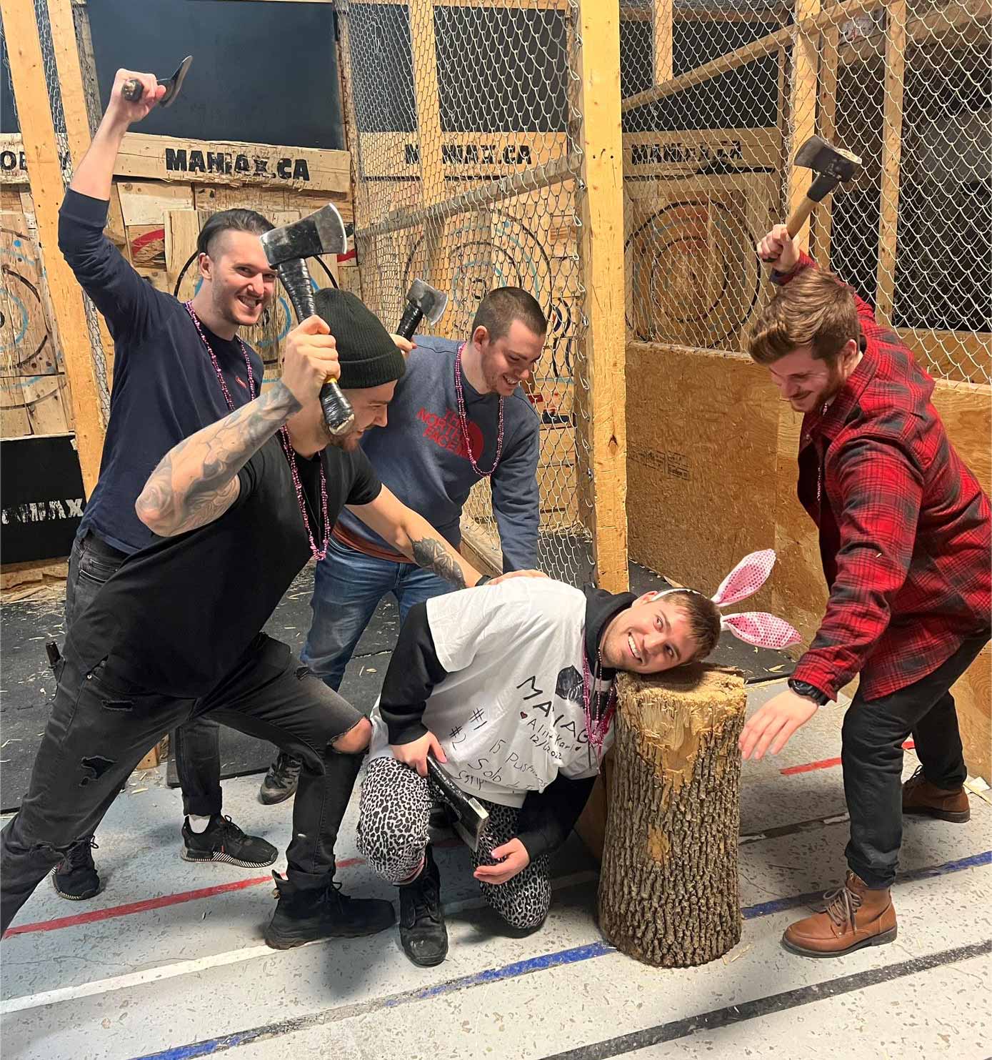 Maniax Laval / Axe Throwing / Bachelor Party
